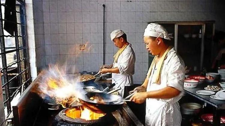 久久成人免费观看草草影院